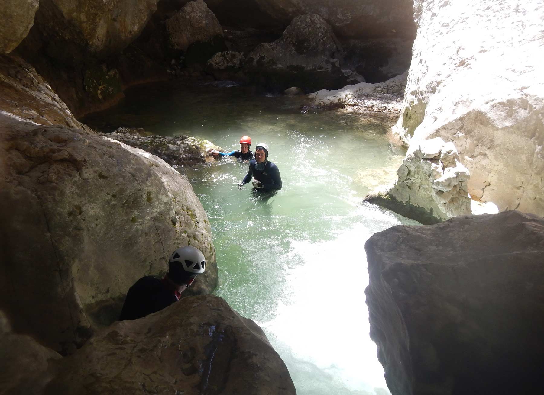 Canyon Rio Vero, canyoning en Sierra de Guara Canyon Rio Vero, canyoning en Sierra de Guara